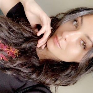 Meet your Posher, Angela